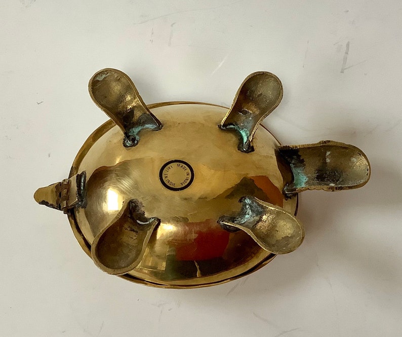 Solid brass turtle hinged box Vintage Brass Turtle Box brass turtle jewellery box Turtle trinket hinged brass box