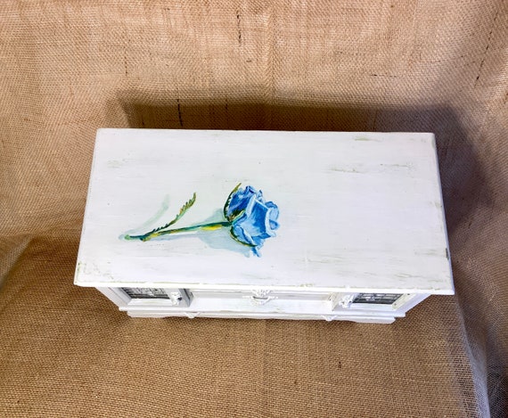 Vintage refurbished large jewelry box with hand p… - image 9