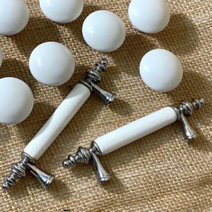 Set of 15 Porcelain Ceramic White Round Drawer Pulls or Handles or Knobs Excellent Condition