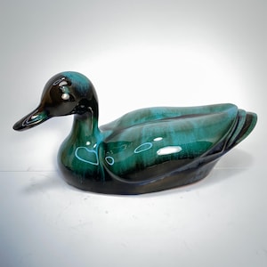 Blue Mountain Pottery CANADA Mallard Duck - Great Color 10.5&quot; Long BMP