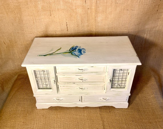 Vintage refurbished large jewelry box with hand p… - image 10