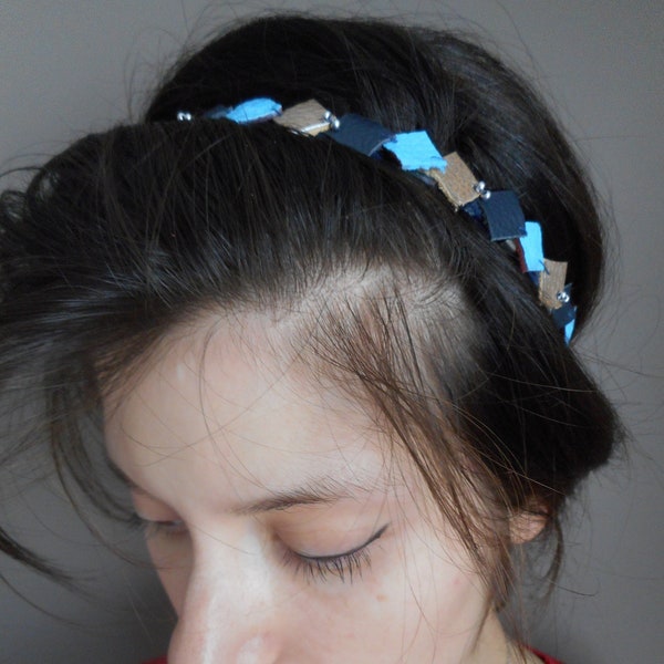 Head-band cuir réveillon ,diadème, bandeau rétro losange, pétales cuir turquoise, bleu argent, bijou de tête moderne,cadeau noel,.