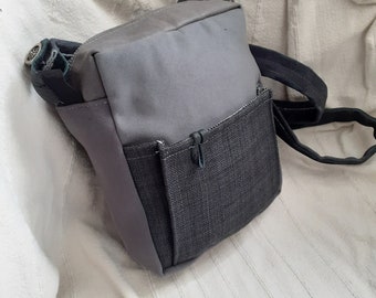 Sacoche bandoulière messenger homme tissu et cuir grise, pochette banane ou besace unisexe cuir noir et tissu gris foncé,cadeau pour hommes.