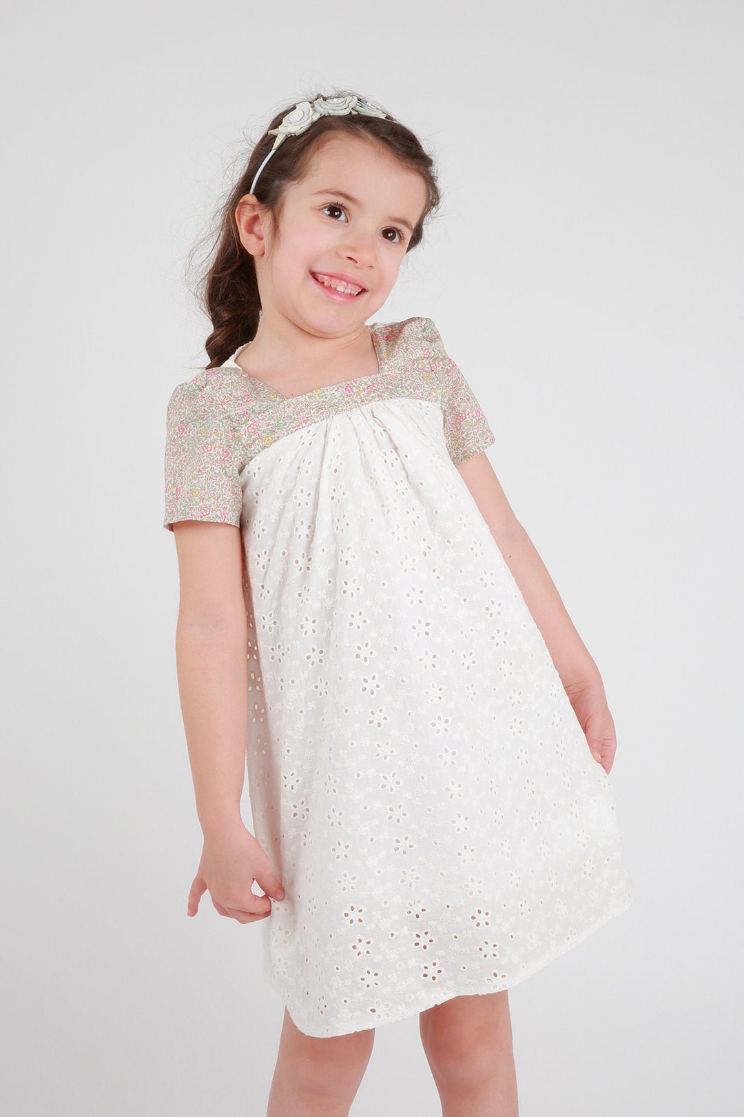 Robe cérémonie petite fille liberty et broderie anglaise,robe