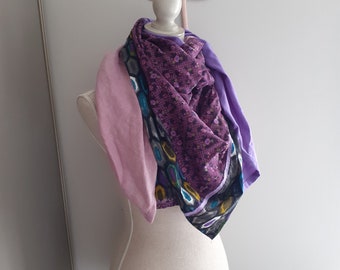 Foulard femmes maxi lin et coton violet parme et noir ,châle couvrant , echarpe boho enveloppant, grand foulard infini shanna, cadeau femme.