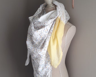 Maxi chèche femme coton demi saison fleuri blanc et uni jaune pastel, grand foulard automne shanna patchwork  pastel, étole légère bohème.