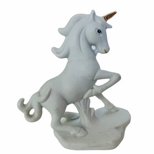 VINTAGE UNICORN FIGURINE statue sculpture collectible home decor gift white stallion magical horse gold horn Japan