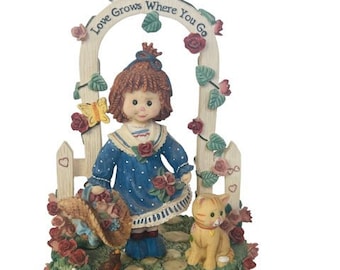 San Francisco Music Box Figurine Marjorie Sarnat Love Grows Cat Kitten doll vtg