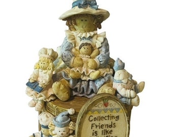 San Francisco Music Box Figurine Matthew Danako 1997 Thats Friends Are For Song