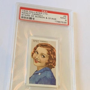 Gallaher LTD 1935 Cigarrillo Tabaco Trading Card Londres Virginia House Clasificado PSA 9 Mint Stars Screen Stage Nancy Carroll #8 Mujer Acusada