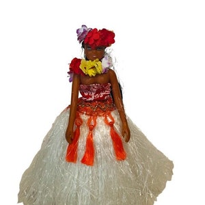 Tzu Ling Hula Girl Hawaii Battery Operated toy figure vtg 1993 lei Tiki Bar boob
