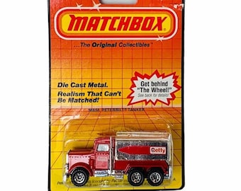 DIECAST VINTAGE CAR toy original collectible factory sealed moc truck vtg die cast Matchbox 56 Peterbilt Tanker gas oil BM1