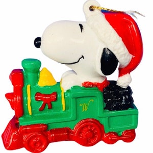 SNOOPY CHRISTMAS ORNAMENT vintage united feature syndicate peanuts gang woodstock charlie brown jim schulz holiday train railroad engine B1