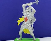 BRITAINS TOY SOLDIERS Deetail 1971 England uk metal plastic miniature vintage vtg mcm crusades crusader medieval knight axe throw ax armor