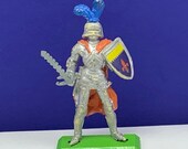 BRITAINS TOY SOLDIERS Deetail 1971 England uk metal plastic miniature vintage vtg mcm crusades crusader medieval knight sword shield armor 3