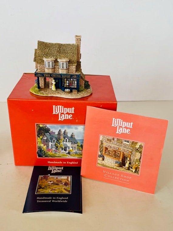 Lilliput Lane Cottage Figurine Village England Box Coa China Shop