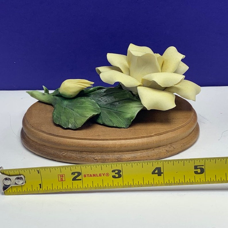 CAPODIMONTE PORCELAIN FLOWERS figurine sculpture statue fine china floral vintage vtg mcm Italy Italian fabar napoleon yellow tulip rose amc