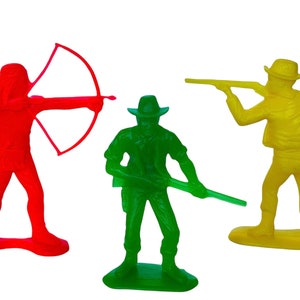 Cowboys and Native lot vtg western toys red yellow green plastic 1960s marx US19