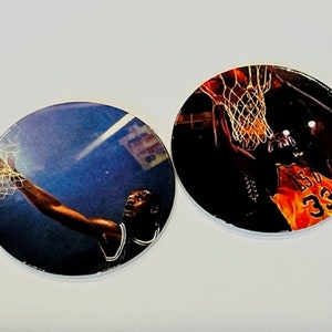 Shaquille O&#39;Neal Shaq Pogs lot Slammer Milk Cap game vtg game LSU Lakers Magic 2