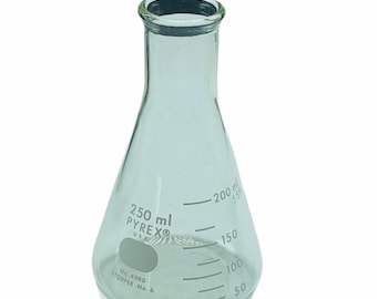 PYREX LAB FLASK 250ml vintage laboratory collectible glass 250 ml corning usa erlenmeyer narrow mouth graduated new old stock