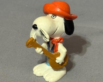 Vintage Snoopy Peanuts Gang Red Baron Flying Ace Figure Toy