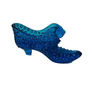 Fenton Art Glass Shoe Figurine Secret Slipper Boot cat Cobalt Blue Hobnail deco