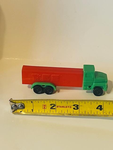 Pez Dispenser Vtg Truck Red Green Car Toy Semi Trailer RARE