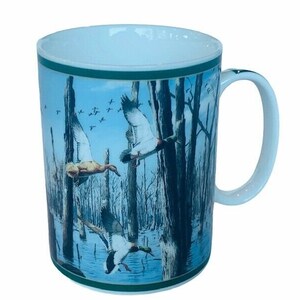Danbury Mint Ducks North America mug cup Maass Wild Wings Mallard Timber Hole