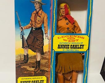 Annie Oakley Empire Vtg Figure Toy 1975 Legends West Cowboy Excel