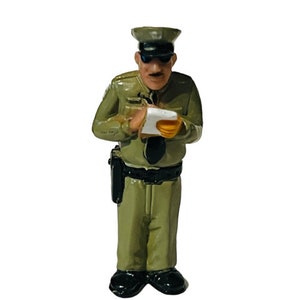 Homies Toy Figure realm vinyl global shop lowrider mijos Series 6 Chepe police
