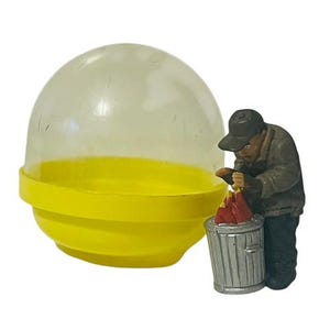 Homies Toy Figure realm vinyl global barrio mijos Series 9 Less Trash CAPSULE
