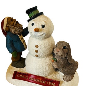 Tom Clark Gnome Figurine sculpture SIGNED Cairn Christmas Snowman bunny santa