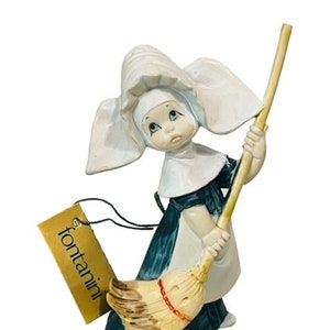 Roman Fontanini Italy figurine Depose Simonetti sister nun catholic gift broom