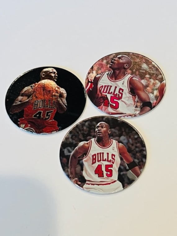マイケル・ジョーダン  TOPPS 45番 ゴールドカード エンボス マイケル・ジョーダン TOPPS 45番 ゴールドカード エンボス