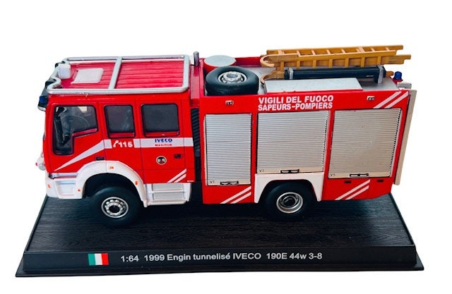 Vintage grand camion jouet pompier Fire Engine New Bright Ind. Co. 1988  Made in Hong Kong - Alger Algérie