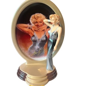 Marilyn Monroe Figurine Plate Bradford Exchange Diamonds Pearls Shimmering Star