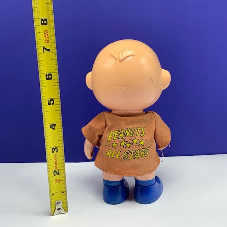united feature syndicate charlie brown doll