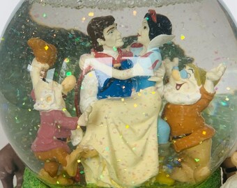 ウォルトディズニースノーグローブヴィンテージスノーグローブスノー
