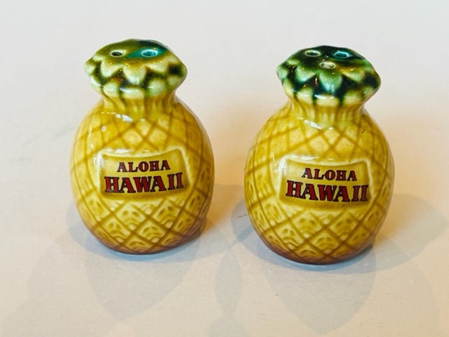 ハワイビンテージフィギュア陶器ソルトアンドペッパー2体セット ソルト ペッパー シェーカー vtg アンティーク フィギュア アロハ