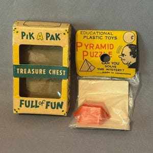 Vintage Pik A Pak Magic Tricks Toy Antique SEALED Hong Kong Pyramid Puzzle Chest