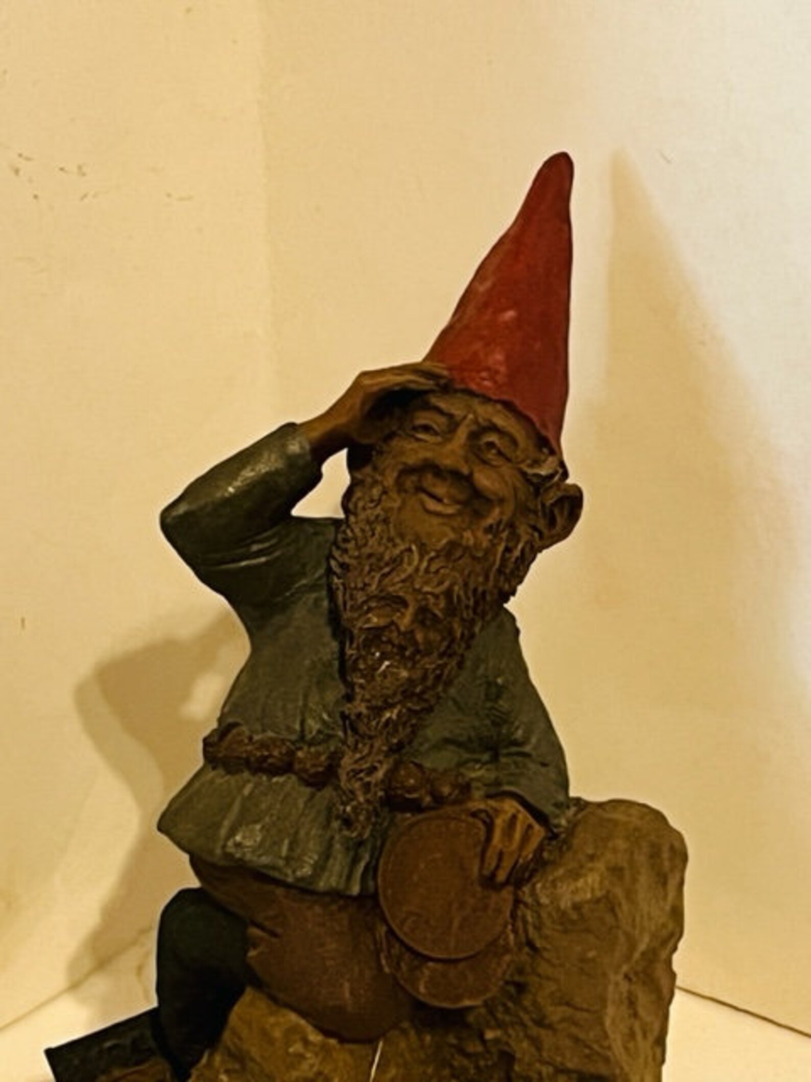 Postman Elf Tom Clark Gnome Figurine Vtg Sculpture Elf SIGNED Cairn Gary Mailman ...