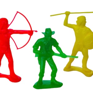 Cowboys and Native lot vtg western toys red yellow green plastic 1960s marx US19