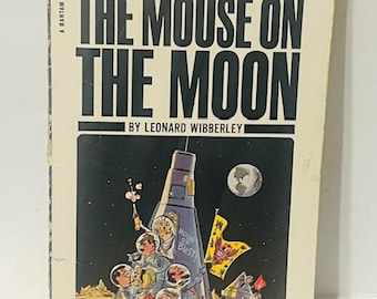 Mouse on Moon Wibberley Science Fiction Paperback Book Vtg 1963 UFO Aliens Space