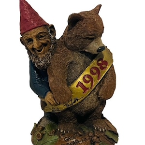 Tom Clark Gnome dwarf elf Figurine sculpture SIGNED Cairn Grin Bear It 1998 gift