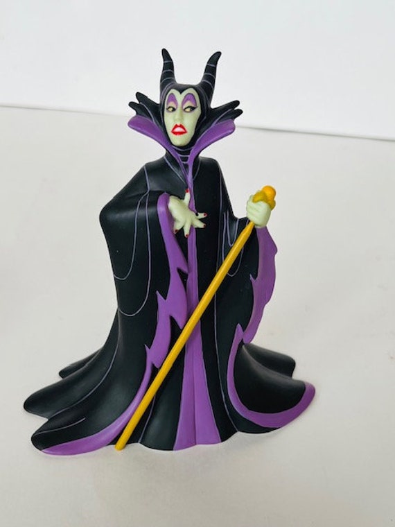 Precious Moments Disney Maleficent Sleeping Beauty Porcelain Figurine in Box