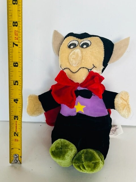 Dracula Halloween Vampire Plush Stuffed Animal Toy Figure Vtg