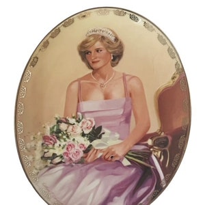 Queen Elizabeth Princess Diana Royal Collector Plate Bradford Exchange Heart vtg