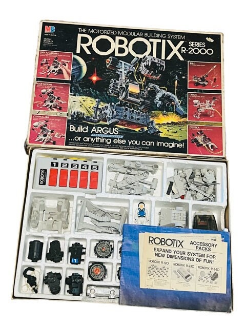 Robotix Milton Bradley 1985 R-2000 Series Argus Dinosaur