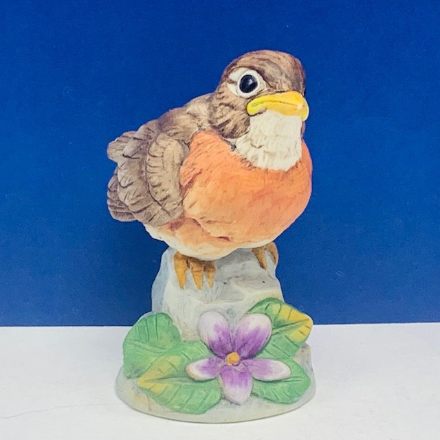 RARE HAND PAINTED BIRD FIGURINEOF TWO ROBIN BY ANDREA SADEK #5502 8” Tall