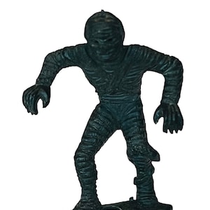 The Mummy MPC Universal Monsters Plastic Figure 1960s Frito Lay Pop Top Horror BC1